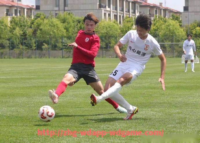 问鼎娱乐官网-英超补时阶段获益最多的球队数据统计与原因剖析